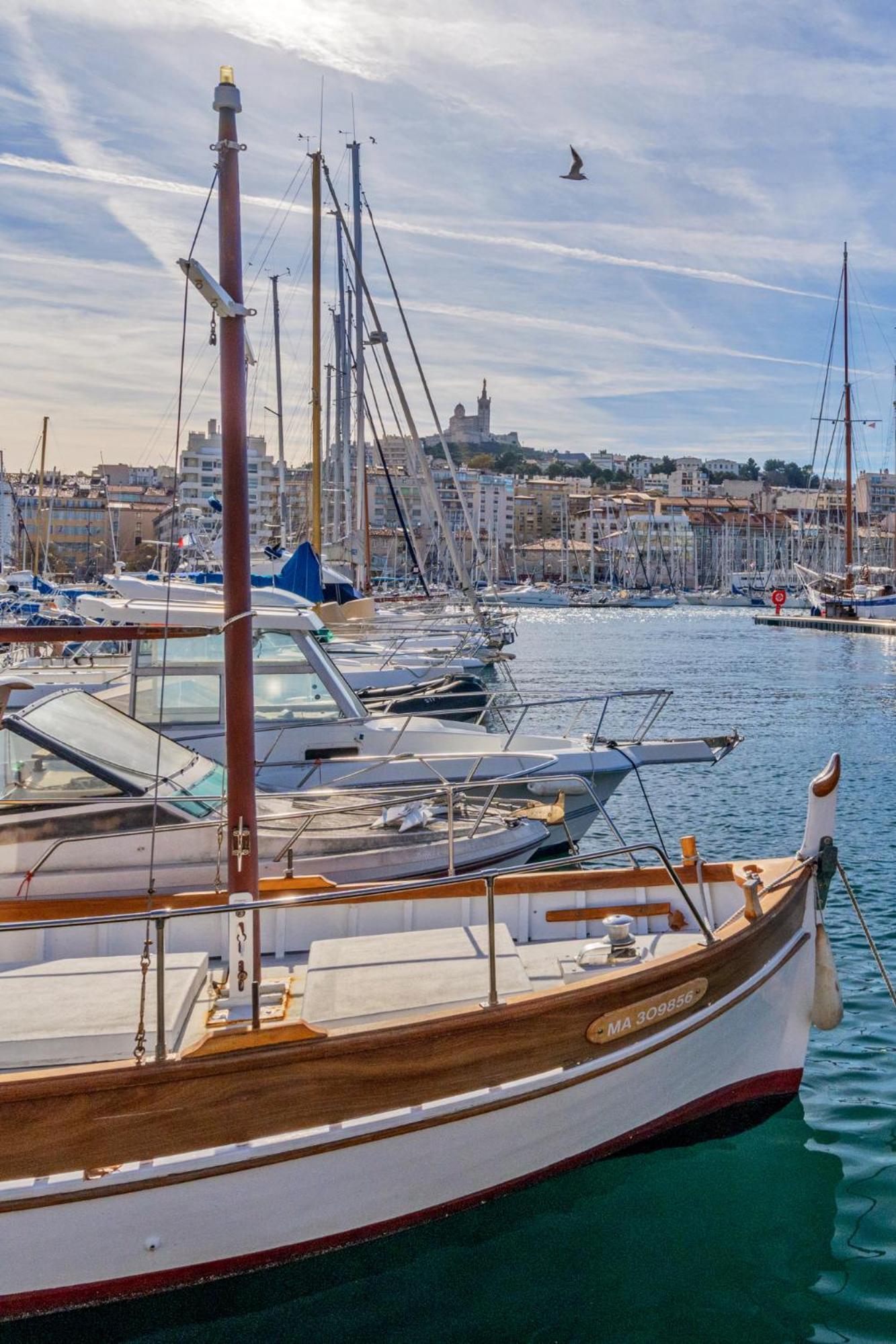 La Pitcholine, Studio Avec Balcon Au Vieux Port Marseille Luaran gambar