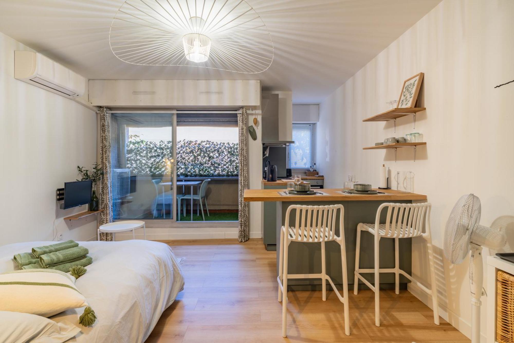La Pitcholine, Studio Avec Balcon Au Vieux Port Marseille Luaran gambar